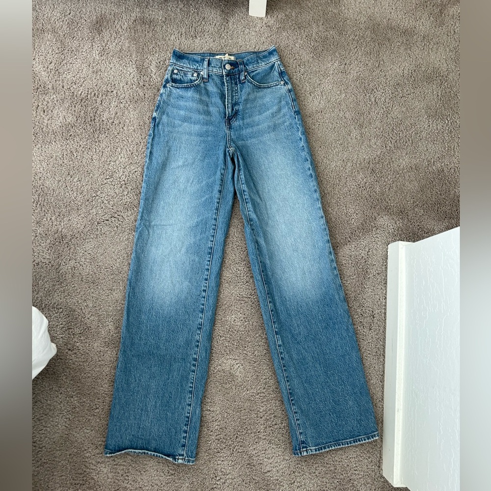 Madewell Women's Straight Leg Blue Jeans